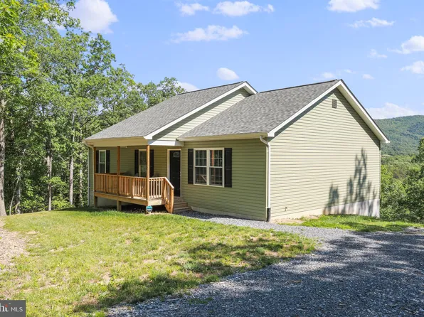 185 Buck Run Ln, Fort Valley, VA 22652