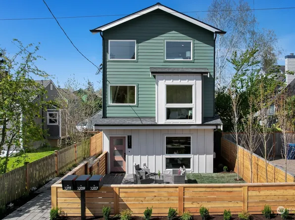 3211 60th Avenue SW, Seattle, WA 98116