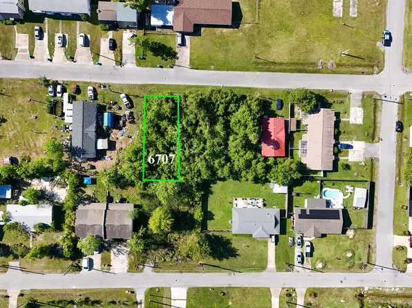 6707 Olokee St, Panama City, FL 32404