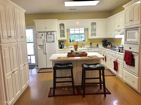 5th image of 2033 Plantation Pointe Dr