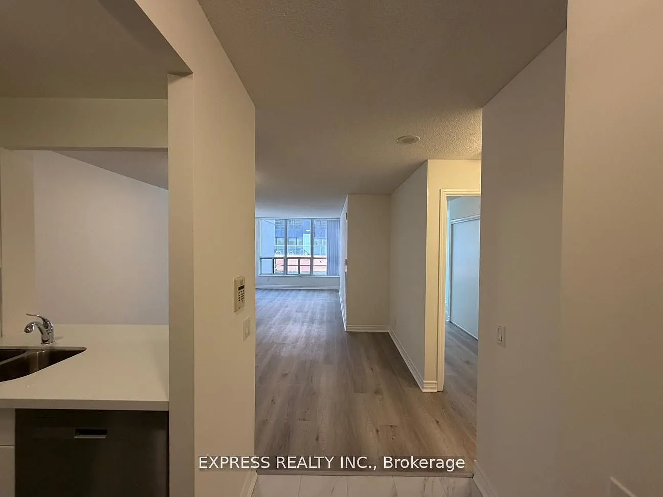 1 bed, $2,800 — Photo 2