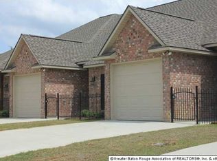 26760 Palmetto Ct E, Denham Springs, LA 70726