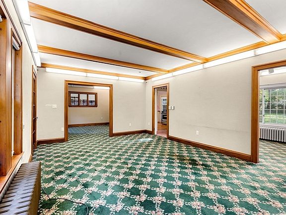 3rd image of 68 Vernon St