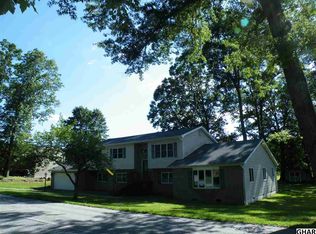 50 Deardorff Dr, Etters, PA 17319