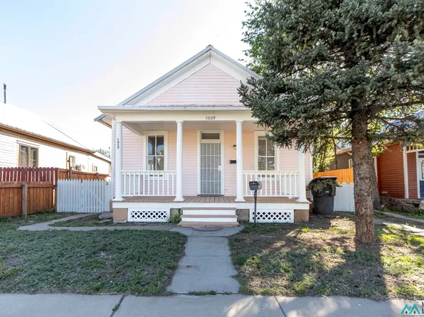 1009 7th St, Las Vegas, NM 87701