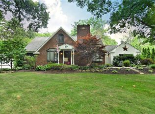 165 Schocalog Rd, Akron, OH 44313