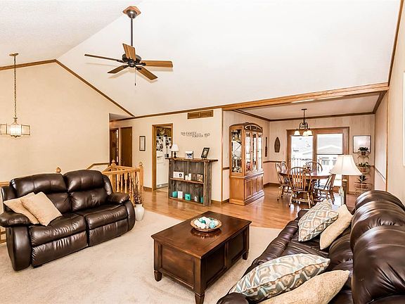5th image of 1918 Winona Cir