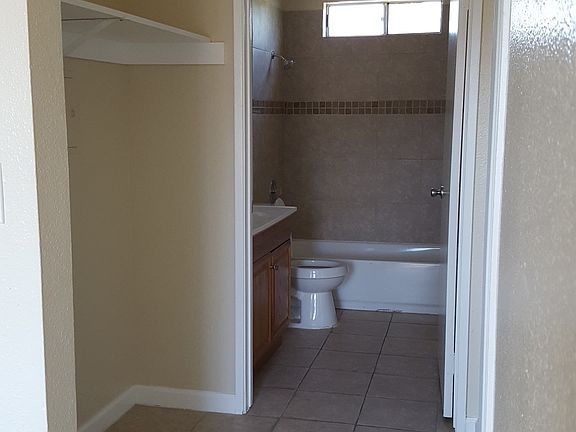 4th image of 5020 Wightman St APT 1