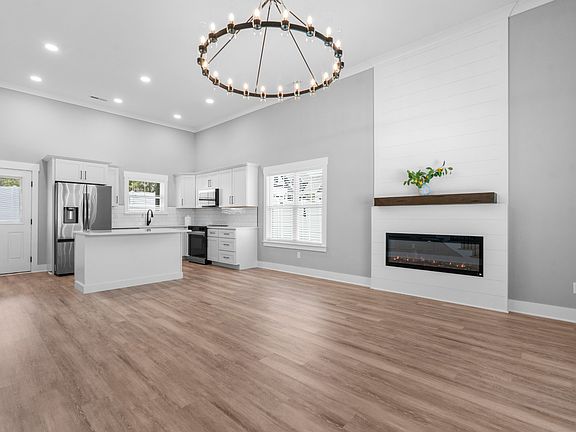 4th image of 5121 Ella Ln NE Lot 10