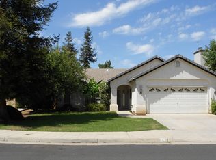 2741 Morris Ave, Clovis, CA 93611