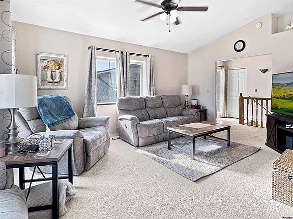 3rd image of 23 Lakeside Dr