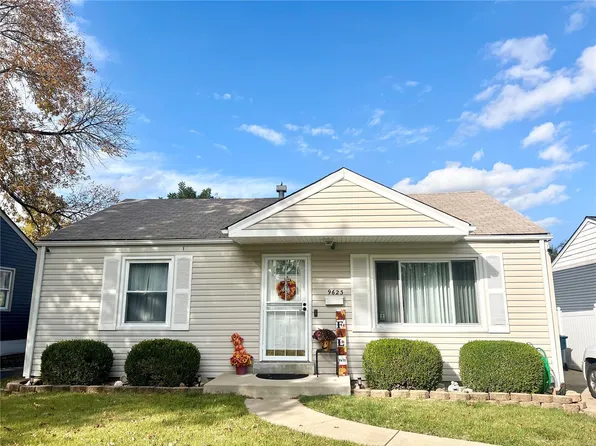 9623 Echo Ln, Saint Louis, MO 63114