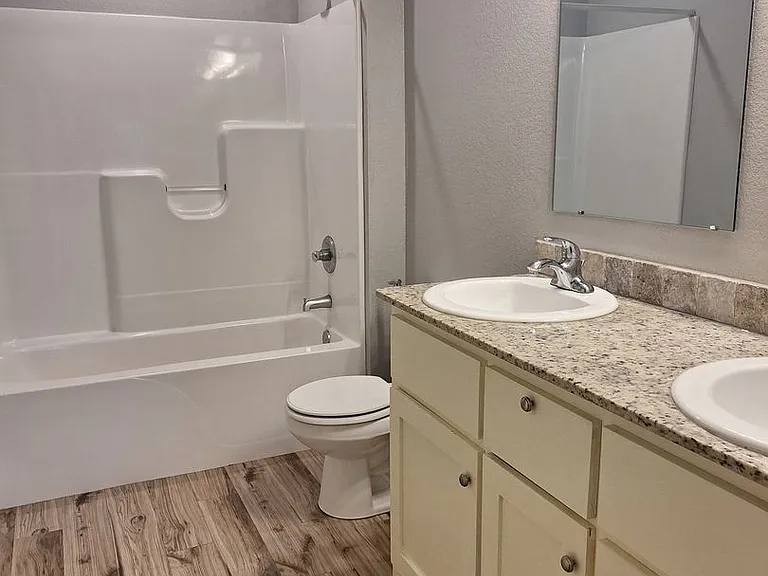 9013 Chanel Pl — Photo 6