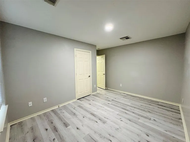 24631 Hampton Lakes Dr — Photo 11