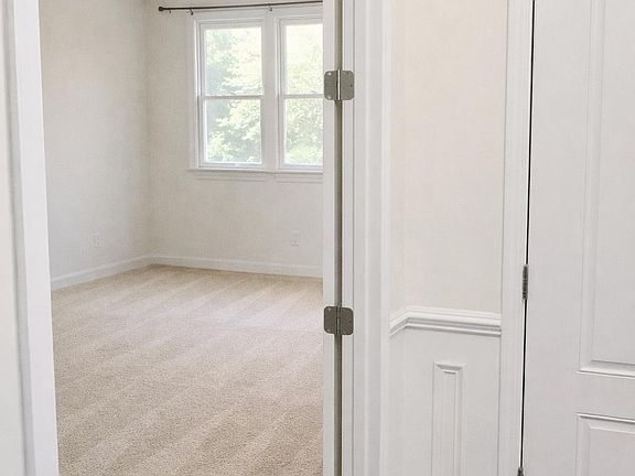 4th image of 9590 Garamont Pkwy NW