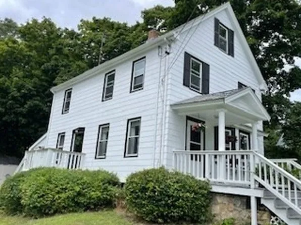 196 Myrtle St, Rockland, MA 02370