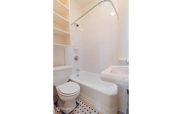 Rented by Douglas Elliman | media 16
