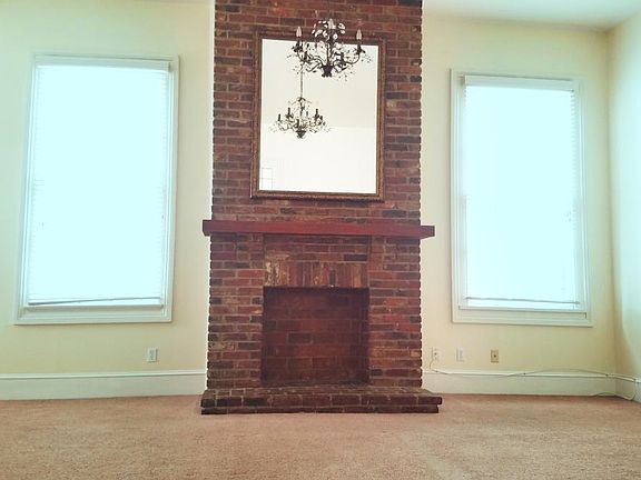 3rd image of 3206 Saint Charles Ave APT 3