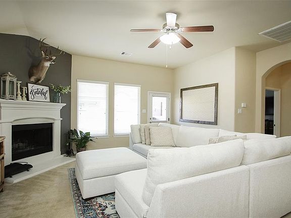 4th image of 8714 Alicia Dr