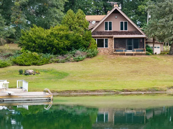 3096 Norvell Rd, Grass Lake, MI 49240
