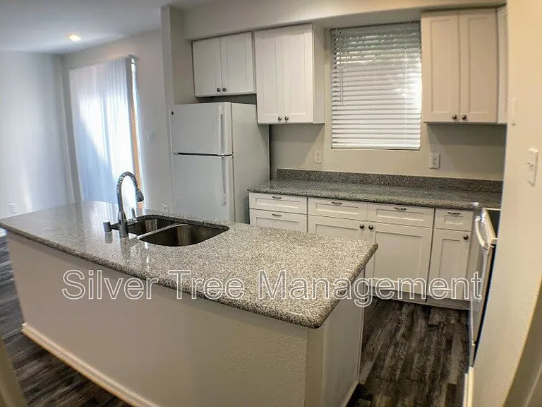 4015 Bowser Ave #C — Photo 5