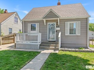 2036 N 22nd St, Springfield, IL 62702