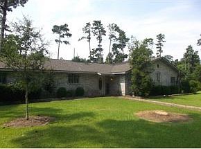 1st image of 8101 Canterbury Dr