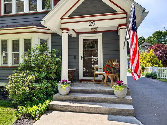3rd image of 29 Elmcroft Rd