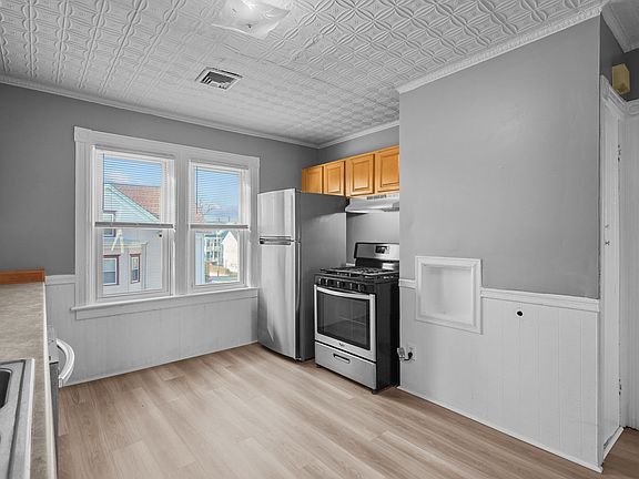 5th image of 53-55 Potter St #11307222