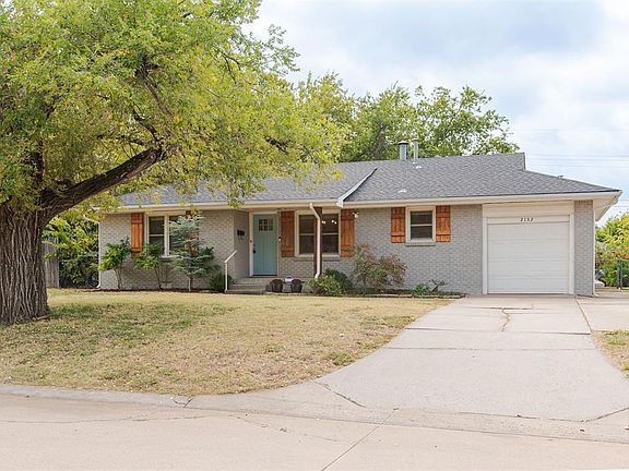 3rd image of 2132 Erin Pl