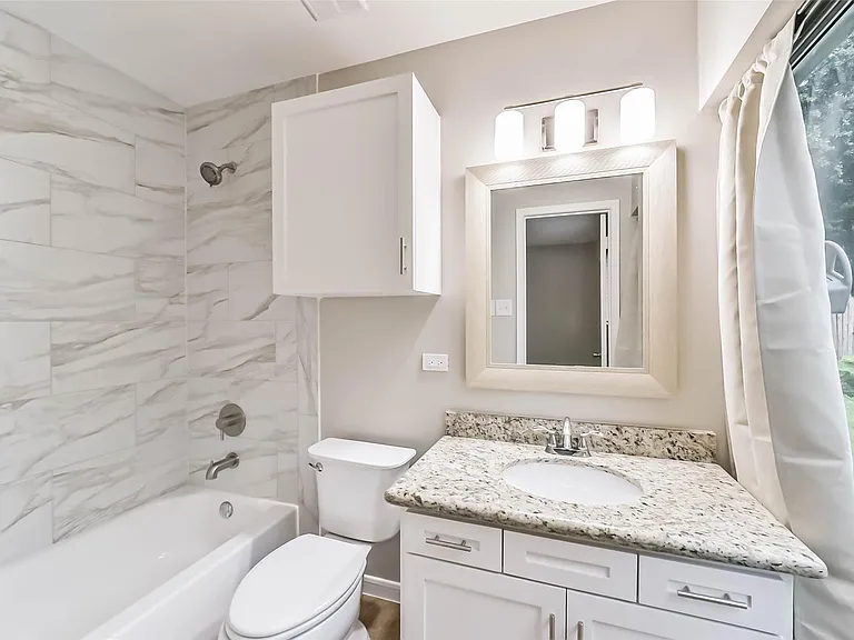 18515 Meadows Way Dr — Photo 17