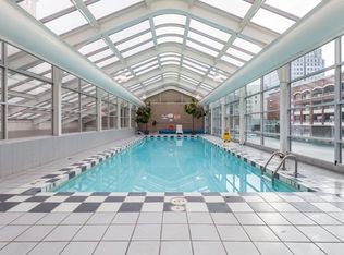 438 Seymour St #2401, Vancouver, BC V6B6H4