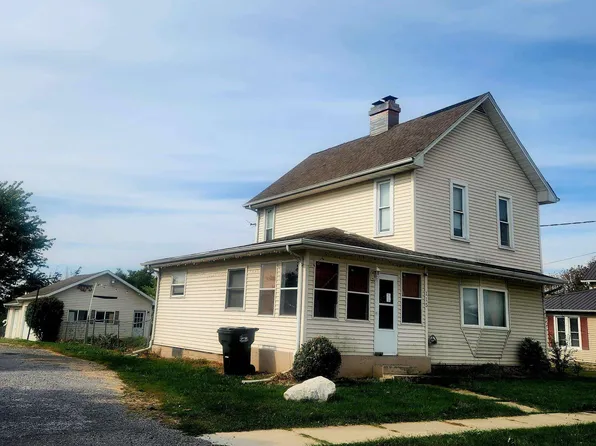 115 W Orange St, Cromwell, IN 46732