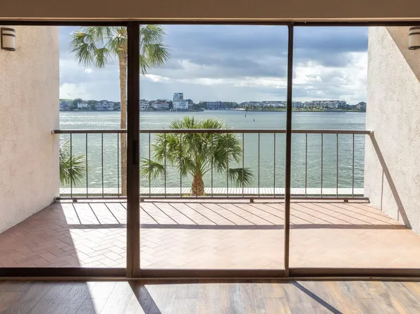 401 Lakeside Ln APT 111, Houston, TX 77058