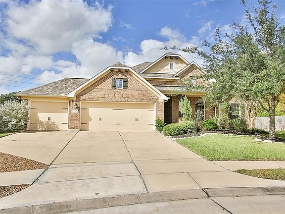 2nd image of 4735 Autumn Pine Ln