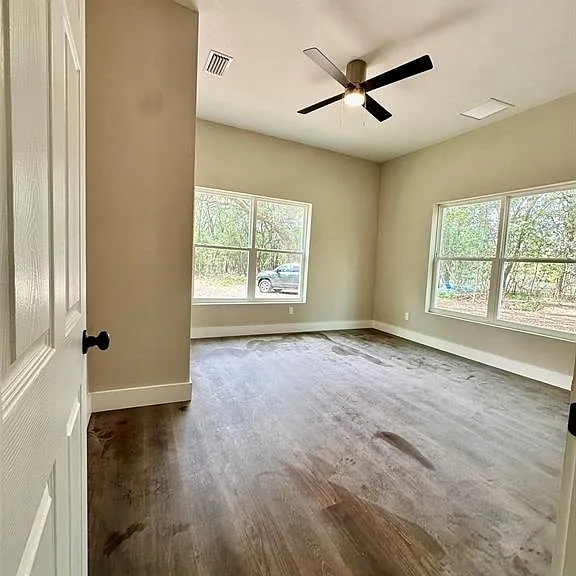 13647 NE 141st Dr — Photo 16