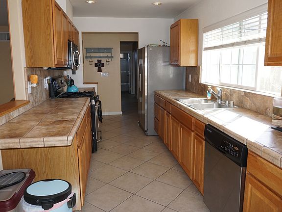 4th image of 239 Stansbury Dr
