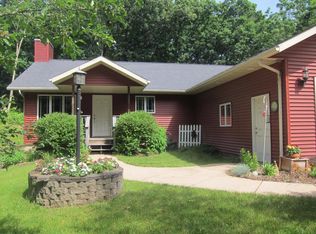 N9051 Pilar Rd, Holmen, WI 54636