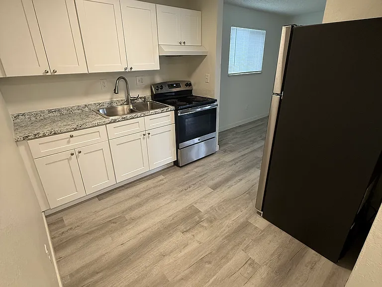 1411 Ulysses St #5 — Photo 5