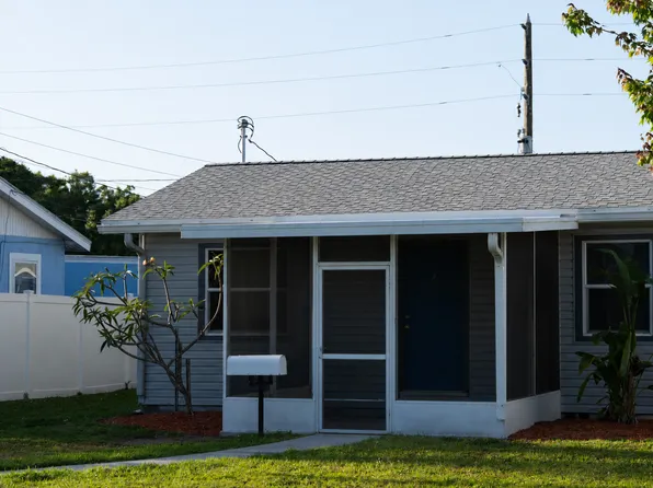 487 36th Ave N APT A, St Petersburg, FL 33704