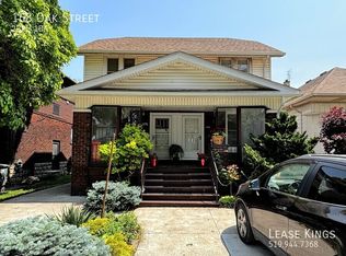 168 Oak St, Windsor, ON N9A 5E3
