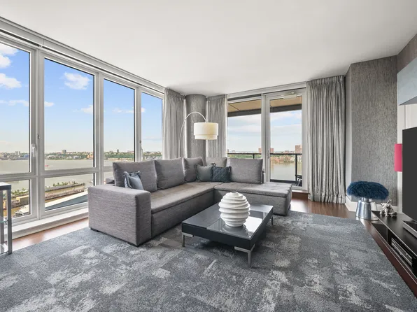 60 Riverside Boulevard 2403 image 1 of 28