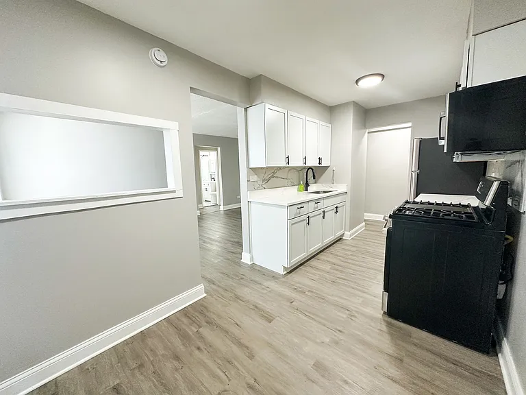 4300 N Keystone Ave #1B — Photo 3