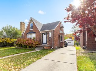 22413 Heinze St, Dearborn, MI 48128