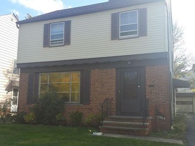 3704 Monticello Blvd, Cleveland Heights, OH, 44121
