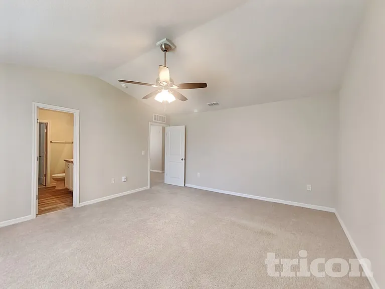 73 Bruce Ln — Photo 6