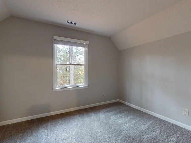 103 Bushberry Ct — Photo 24