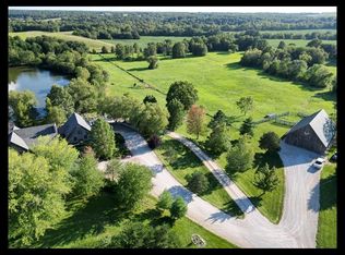 28478 Sunset Dr, Macon, MO 63552