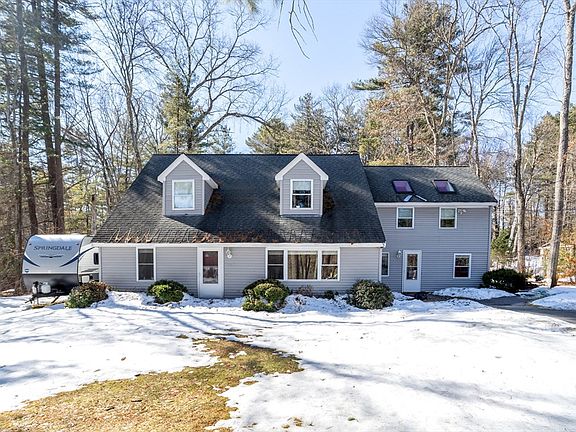 2nd image of 113 Parker Rd #1