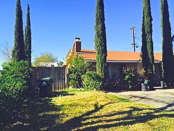 2nd image of 1735 N Corona Ave